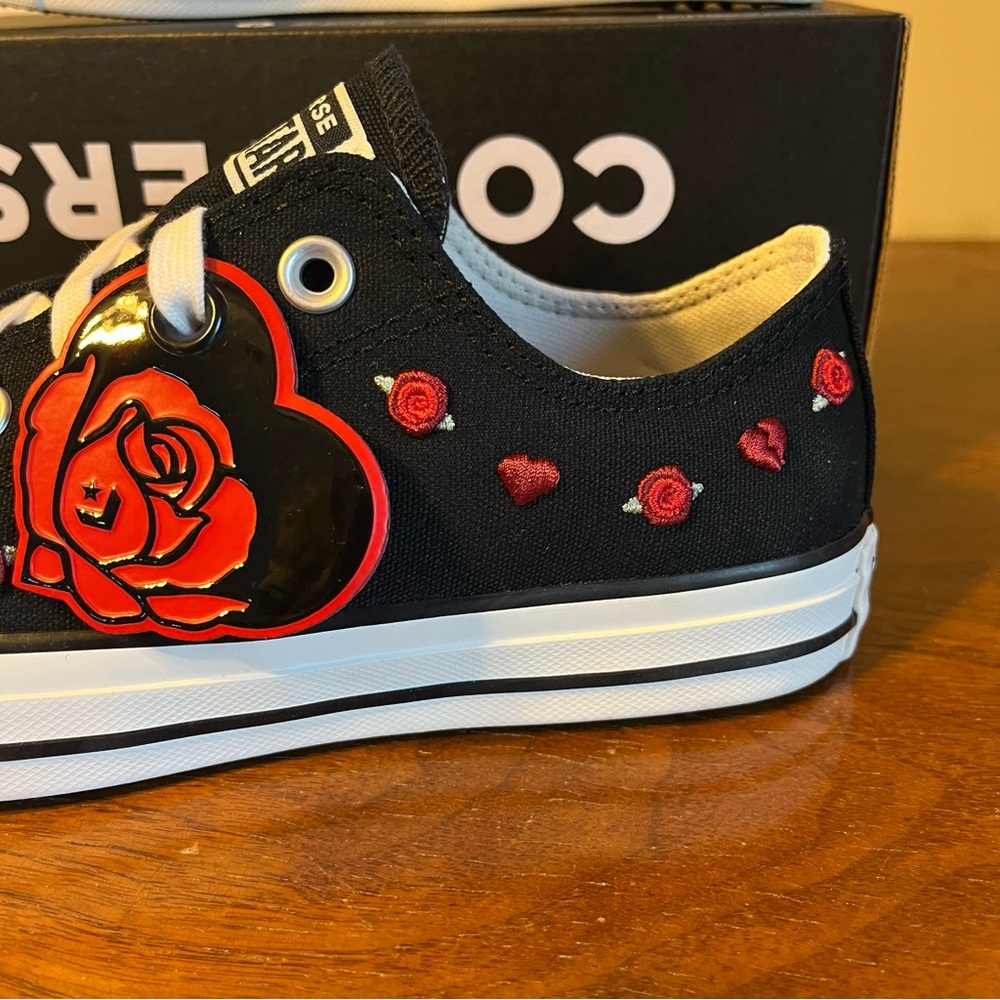 CONVERSE Women’s Chuck Taylor All Star Valentine's Day 2025 Sneakers - Picture 3 of 12